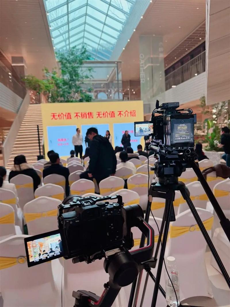 长沙摄影摄像服务 五年经验团队，记录你的每一刻光彩